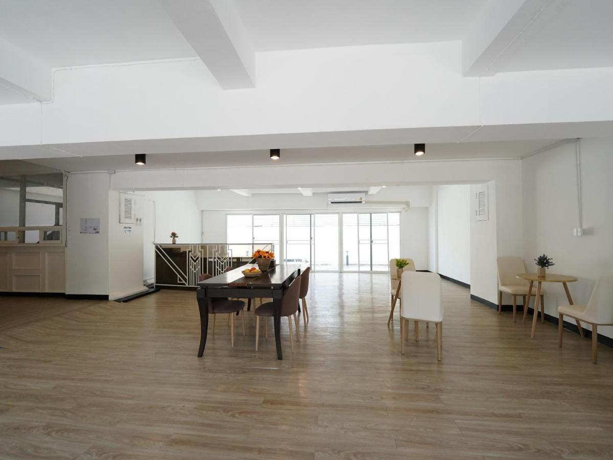 Roomquest It Square Don Mueang Airport Бангкок Экстерьер фото